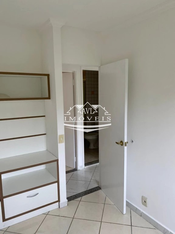 Apartamento à venda com 3 quartos, 55m² - Foto 8