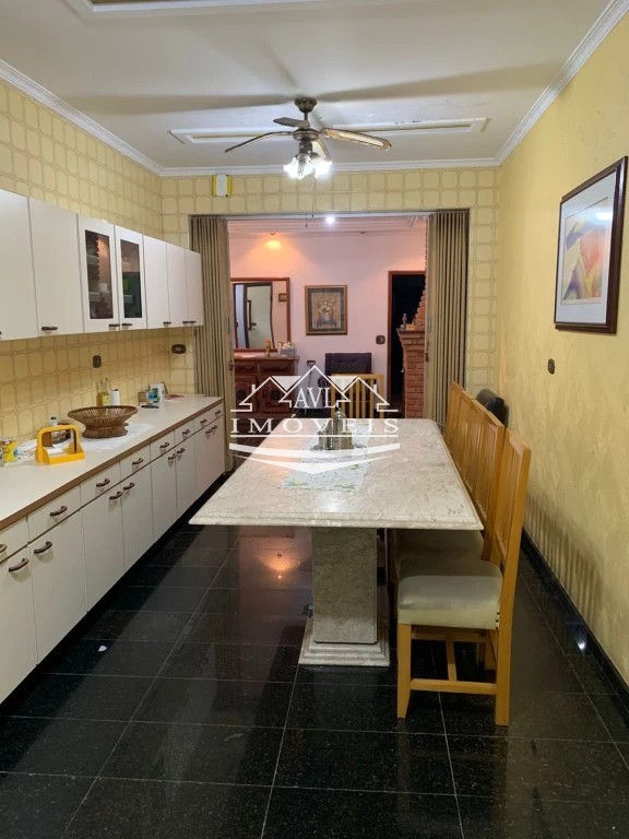 Casa, 3 quartos, 247 m² - Foto 4