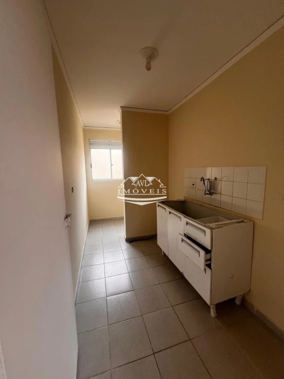 Apartamento para alugar com 2 quartos, 45m² - Foto 4