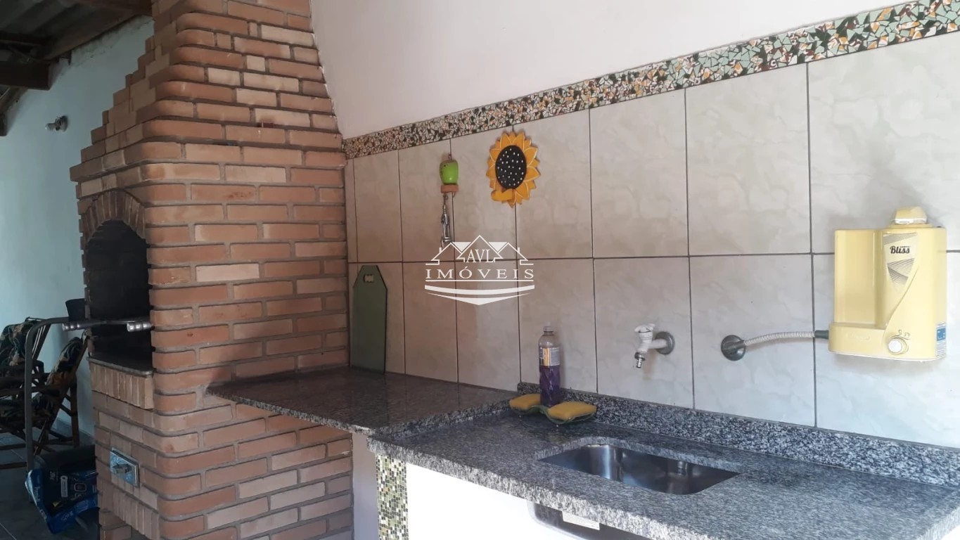 Casa à venda com 3 quartos, 200m² - Foto 32