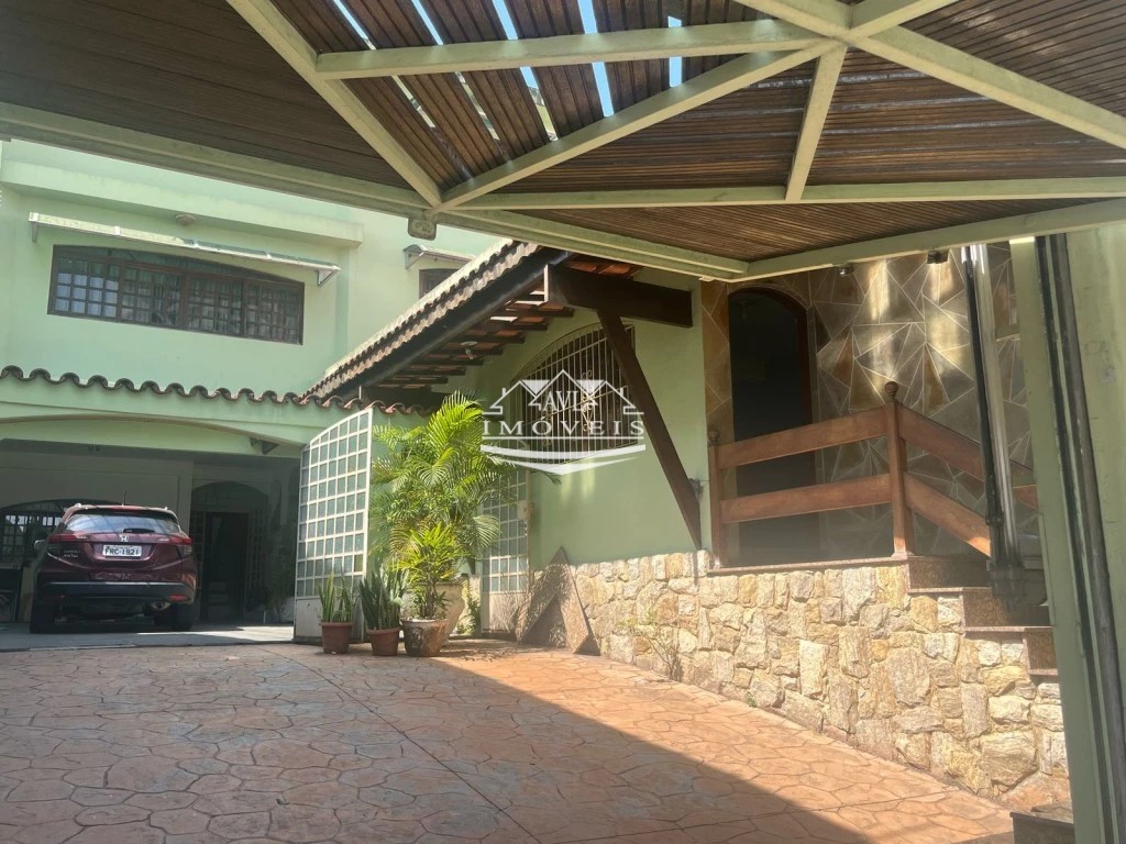 Loja-Salão para alugar com 8 quartos, 398m² - Foto 2