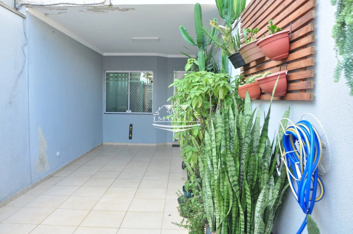 Sobrado à venda com 2 quartos, 100m² - Foto 2