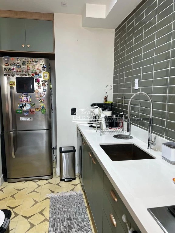 Apartamento para alugar com 3 quartos, 84m² - Foto 12