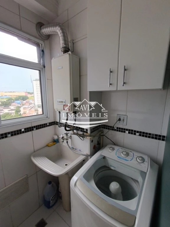 Apartamento à venda com 2 quartos, 45m² - Foto 11