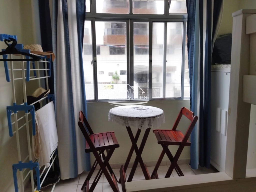 Apartamento à venda com 1 quarto, 38m² - Foto 2