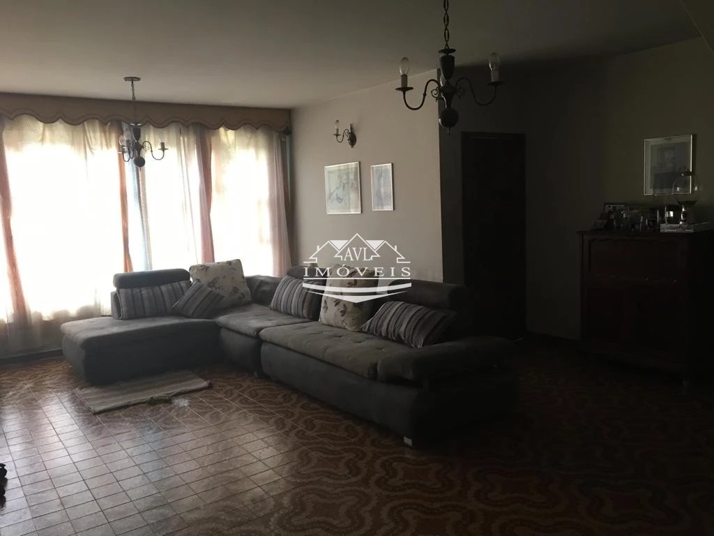 Sobrado à venda e aluguel com 3 quartos, 241m² - Foto 4