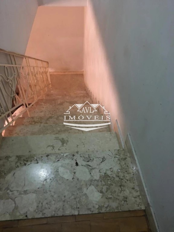 Sobrado à venda e aluguel com 3 quartos, 241m² - Foto 11