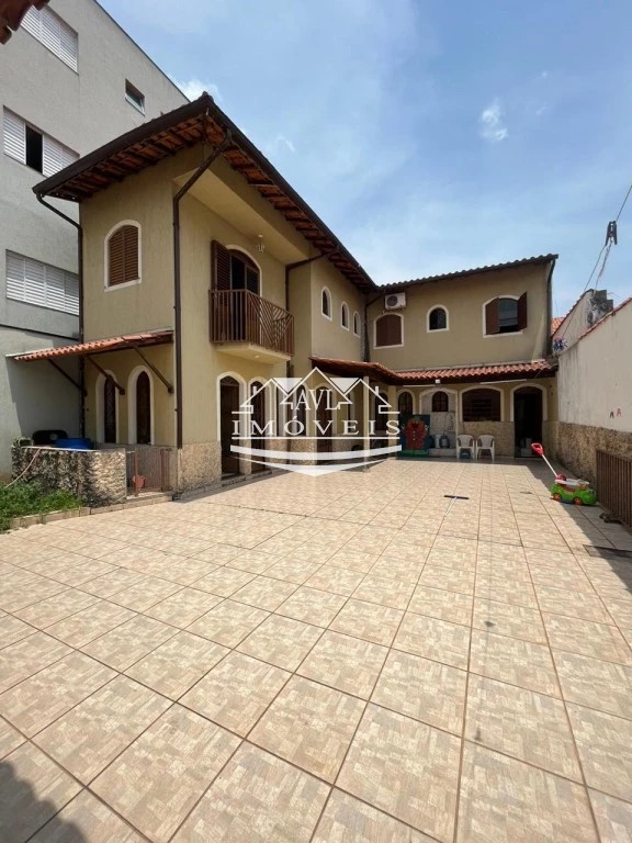 Sobrado à venda com 3 quartos, 200m² - Foto 13