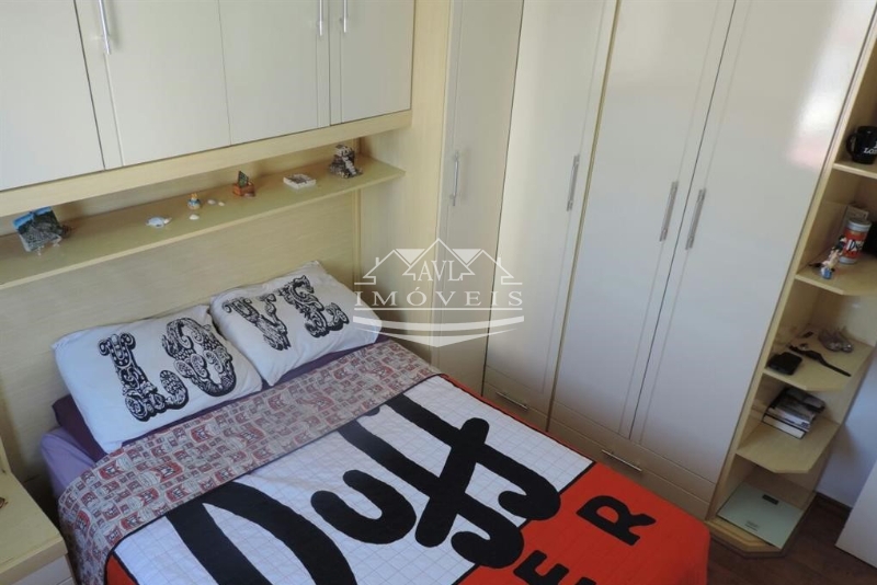 Apartamento à venda com 3 quartos, 107m² - Foto 18