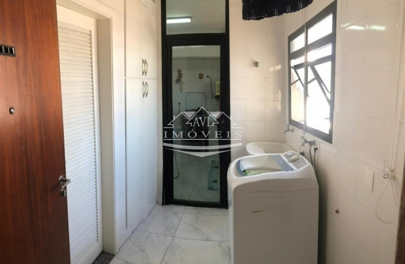 Apartamento à venda com 4 quartos, 160m² - Foto 6