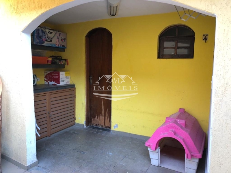 Casa à venda com 2 quartos, 100m² - Foto 30