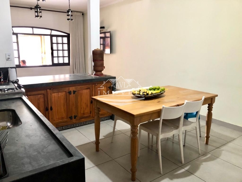 Casa à venda com 2 quartos, 100m² - Foto 10