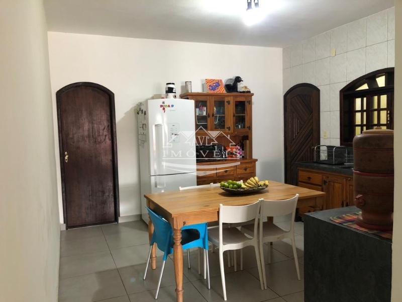 Casa à venda com 2 quartos, 100m² - Foto 15