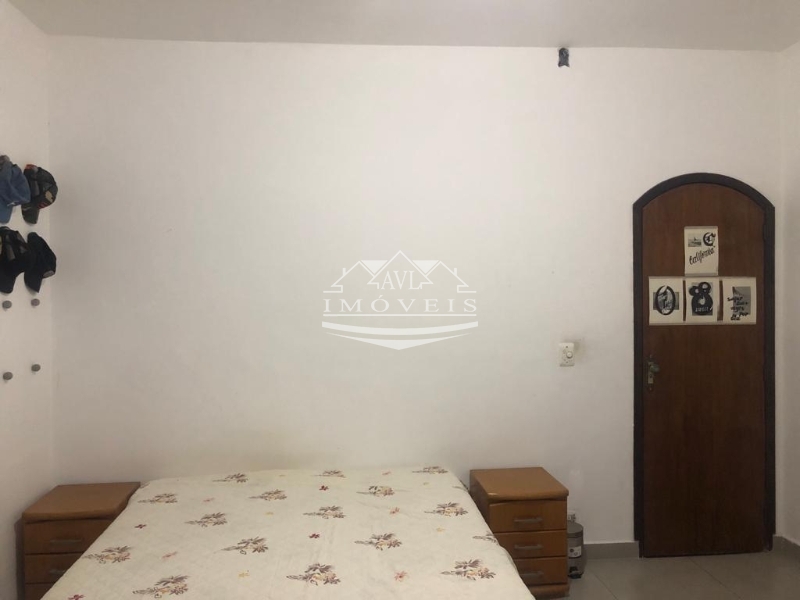 Casa à venda com 2 quartos, 100m² - Foto 17