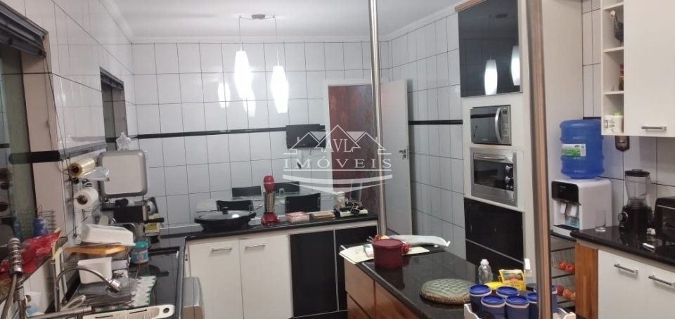 Sobrado à venda com 3 quartos, 338m² - Foto 6