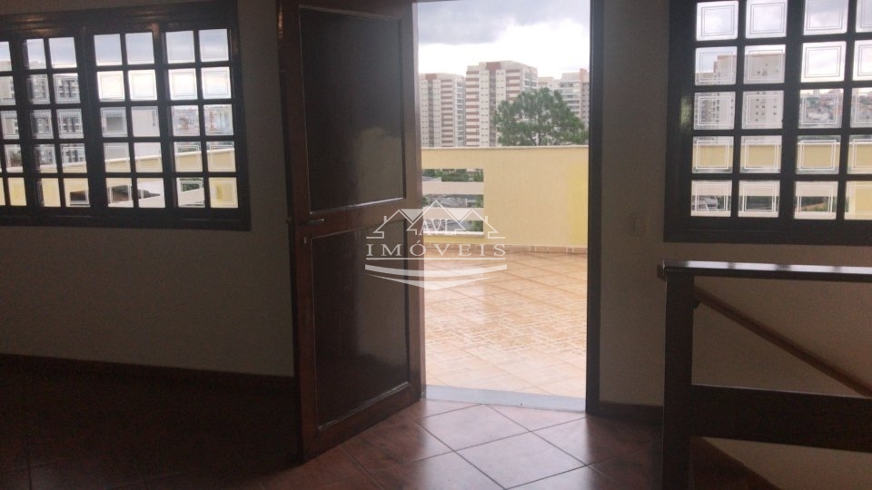 Sobrado à venda com 4 quartos, 480m² - Foto 8