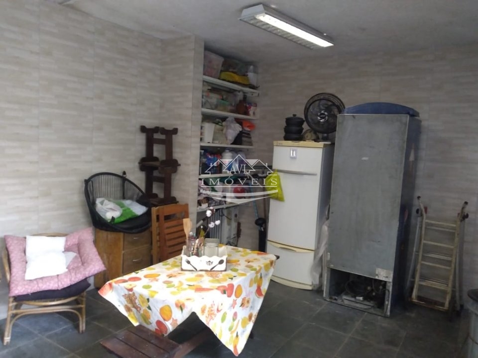 Sobrado à venda com 3 quartos, 200m² - Foto 13