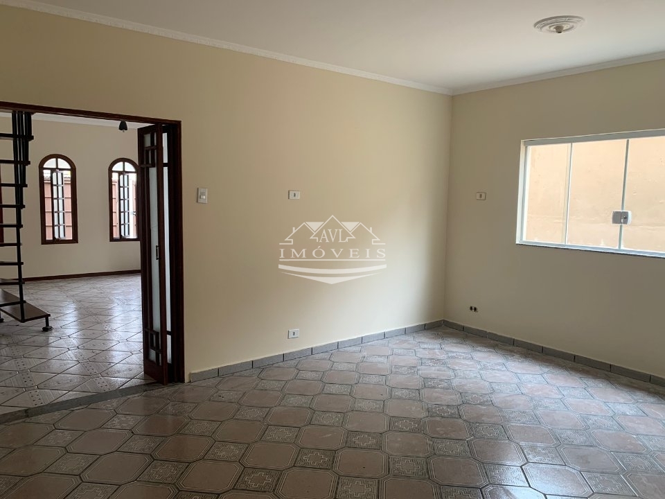 Sobrado para alugar com 3 quartos, 320m² - Foto 6