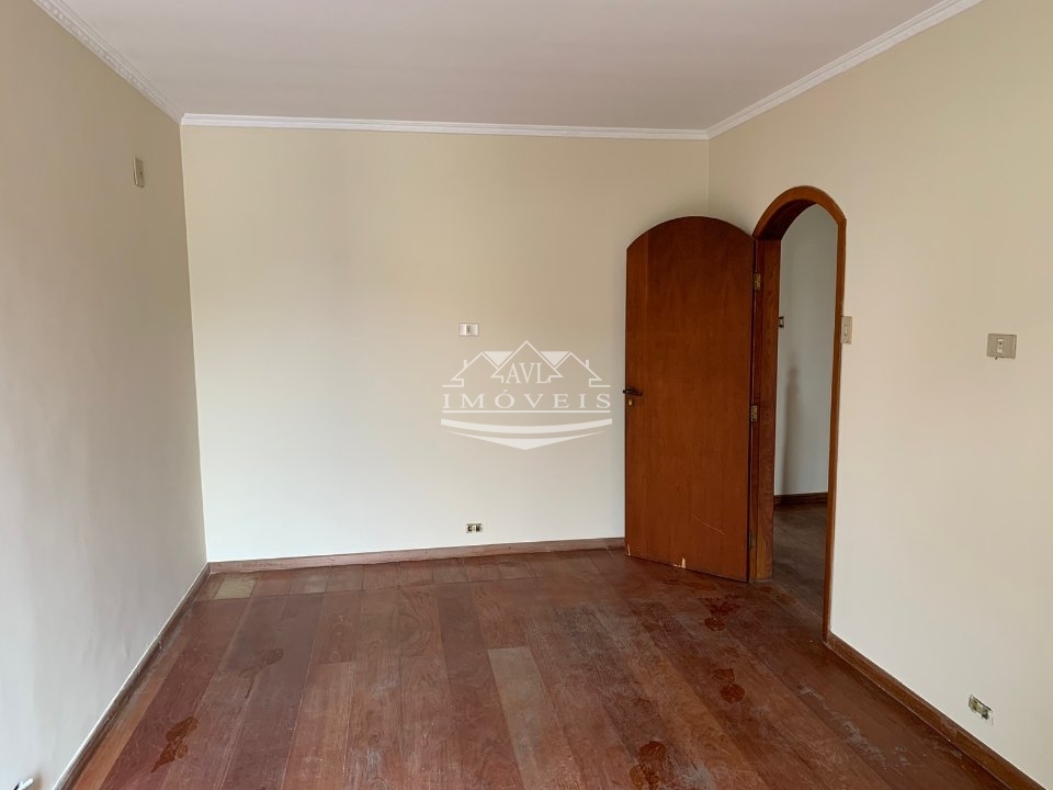 Sobrado para alugar com 3 quartos, 320m² - Foto 34