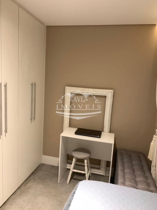 Apartamento à venda com 2 quartos, 68m² - Foto 27