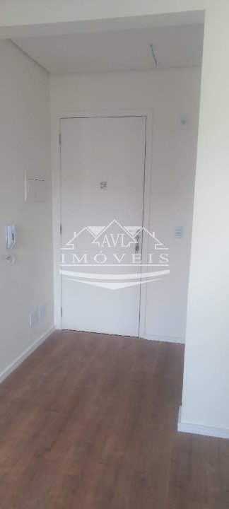 Apartamento à venda com 1 quarto, 32m² - Foto 2