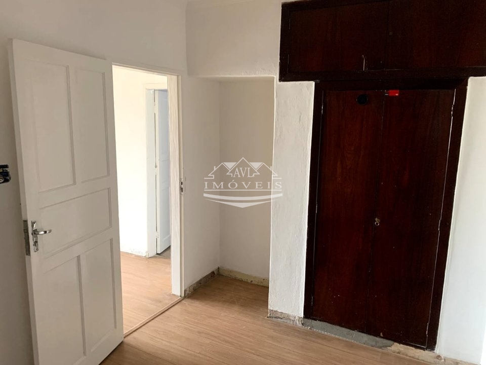 Casa à venda com 3 quartos, 204m² - Foto 11