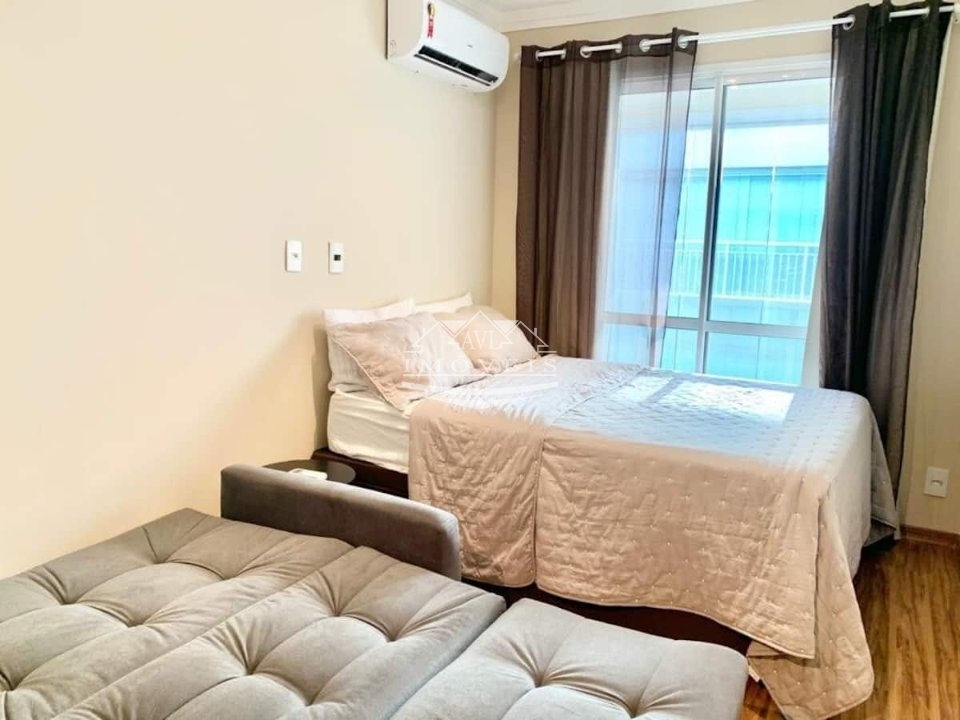 Apartamento à venda com 1 quarto, 53m² - Foto 18