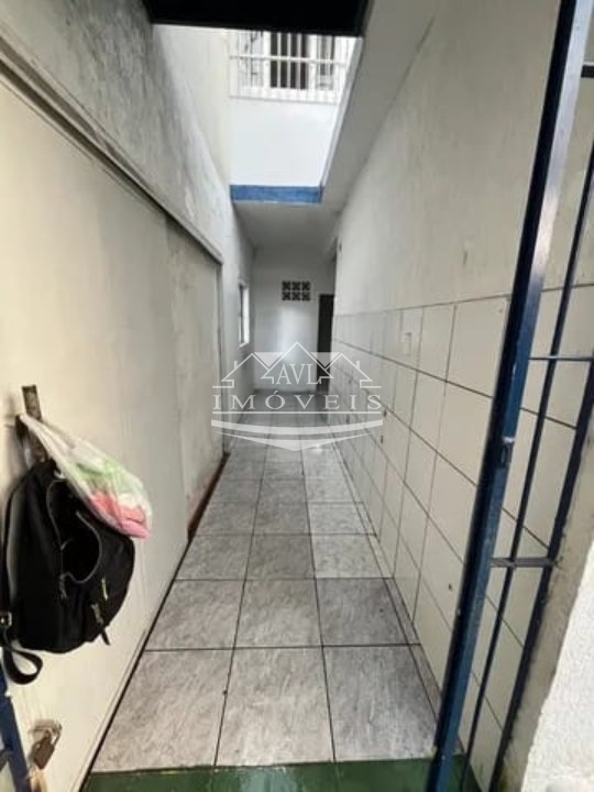 Casa à venda e aluguel com 4 quartos, 250m² - Foto 7