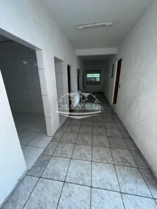 Casa à venda e aluguel com 4 quartos, 250m² - Foto 6