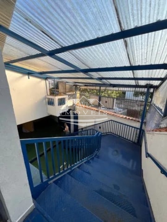 Casa à venda e aluguel com 4 quartos, 250m² - Foto 17