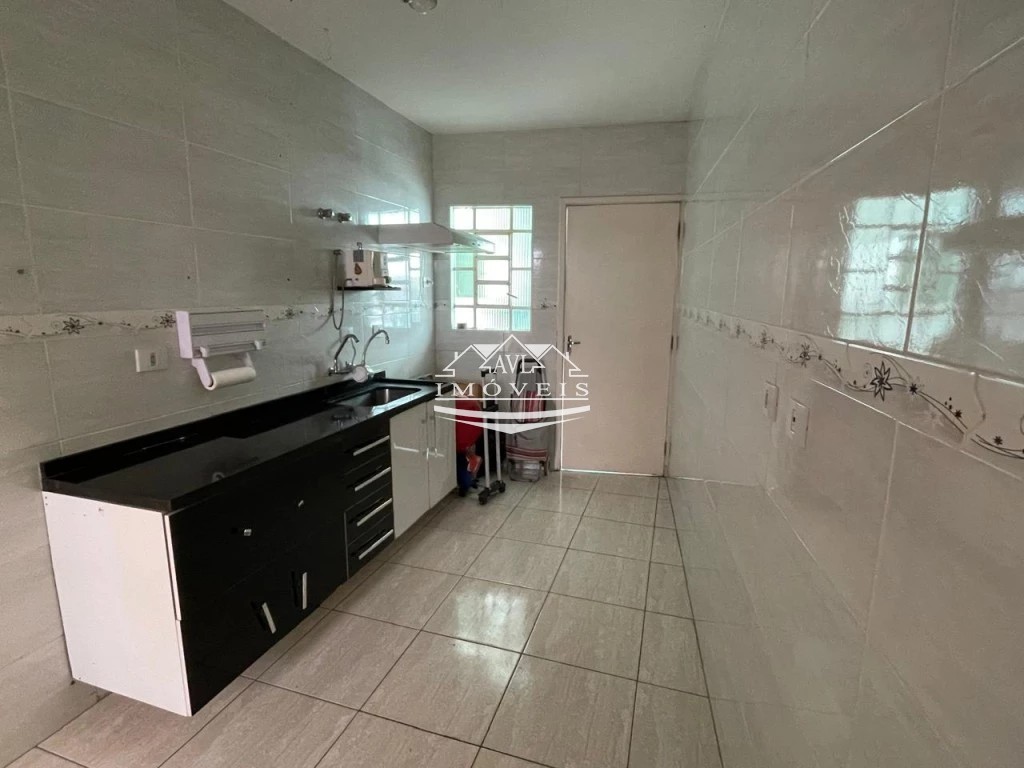 Casa à venda com 2 quartos, 120m² - Foto 8