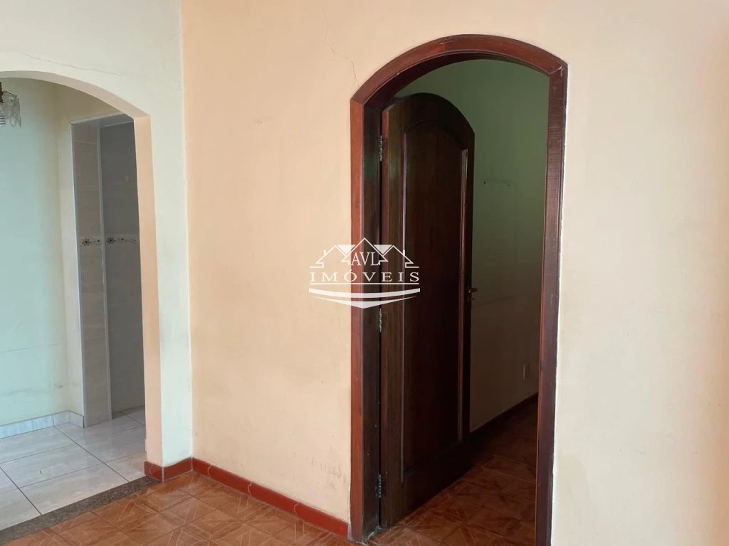 Casa à venda com 2 quartos, 120m² - Foto 5