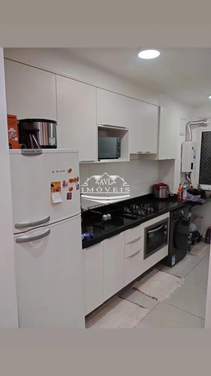 Apartamento à venda com 2 quartos, 43m² - Foto 4