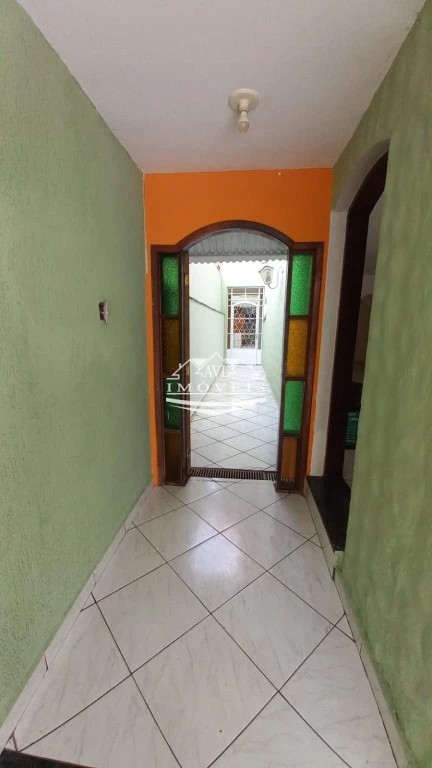 Sobrado à venda com 4 quartos, 228m² - Foto 3
