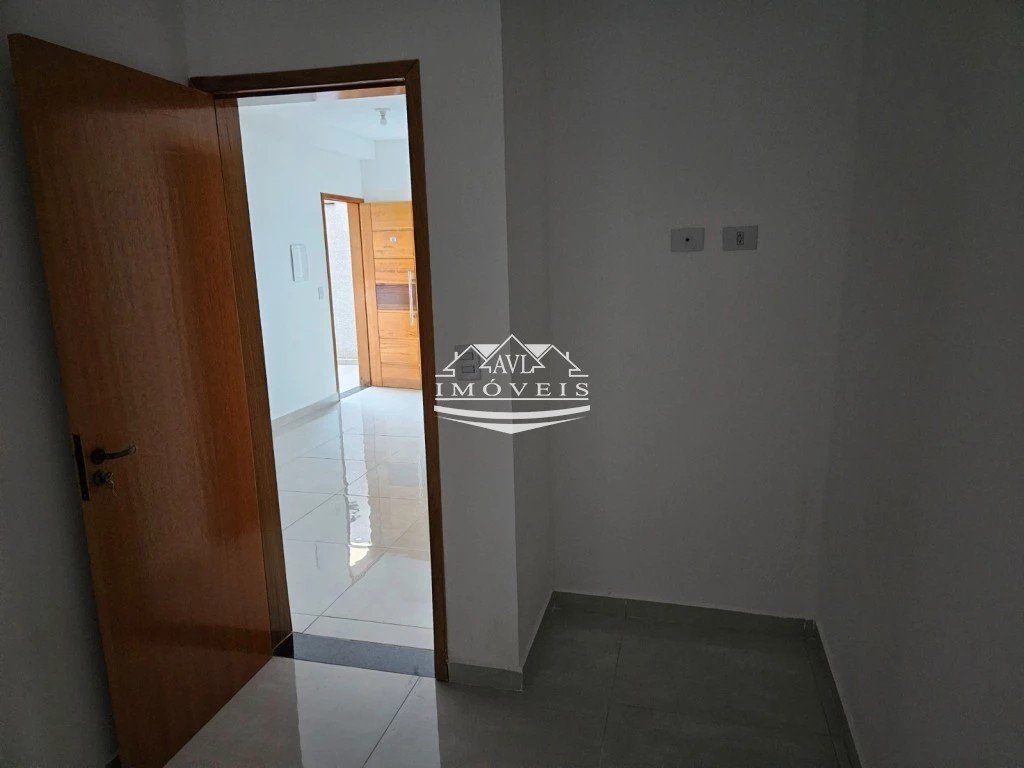 Apartamento à venda com 2 quartos, 37m² - Foto 11