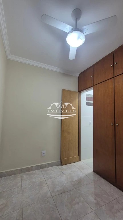 Casa à venda com 3 quartos, 126m² - Foto 11