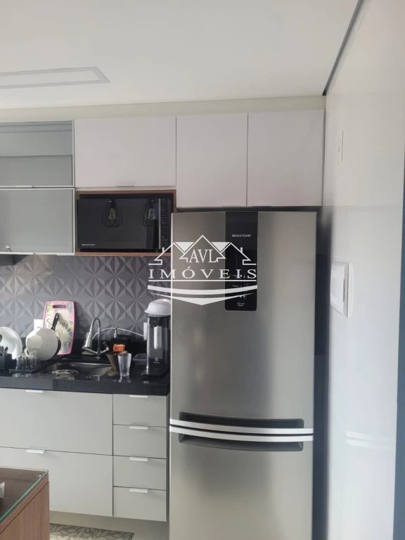 Apartamento à venda com 2 quartos, 42m² - Foto 4