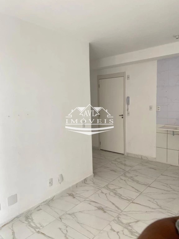 Apartamento para alugar com 2 quartos, 39m² - Foto 4