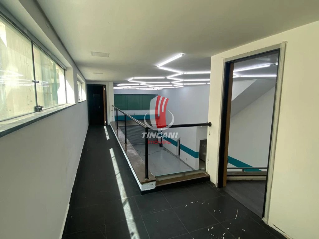 Prédio Inteiro para alugar, 600m² - Foto 12