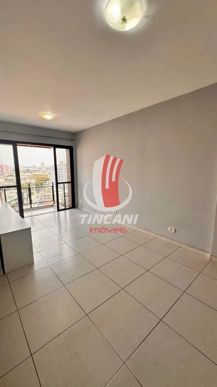 Apartamento para alugar com 3 quartos, 85m² - Foto 2