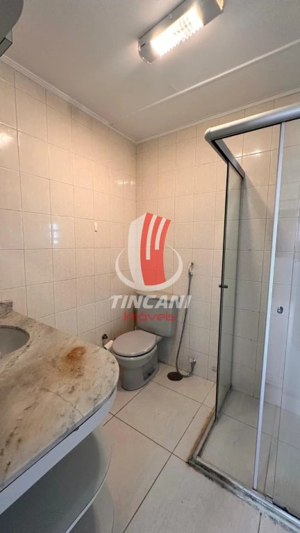 Apartamento para alugar com 3 quartos, 85m² - Foto 13