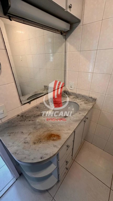 Apartamento para alugar com 3 quartos, 85m² - Foto 14