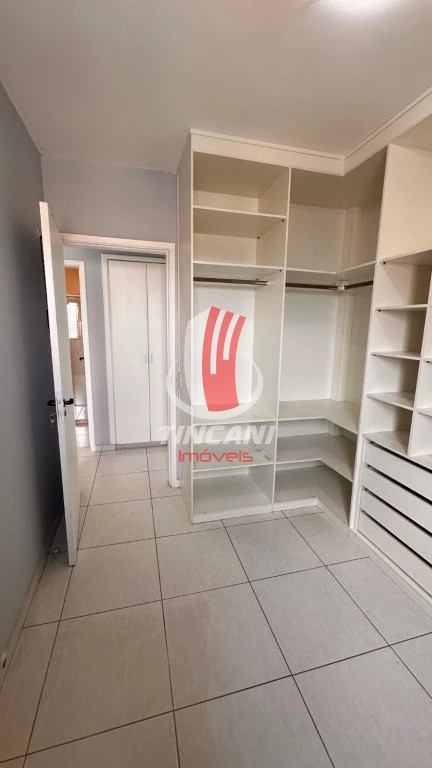 Apartamento para alugar com 3 quartos, 85m² - Foto 15