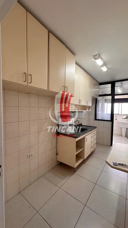 Apartamento para alugar com 3 quartos, 85m² - Foto 28