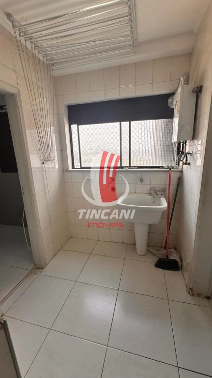 Apartamento para alugar com 3 quartos, 85m² - Foto 38