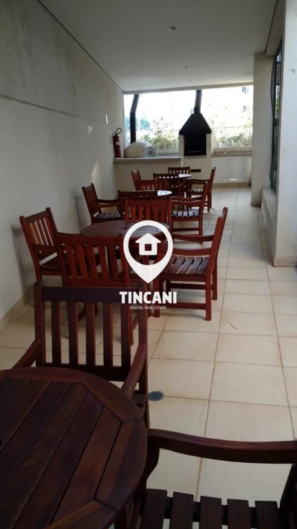 Apartamento para alugar com 3 quartos, 122m² - Foto 12