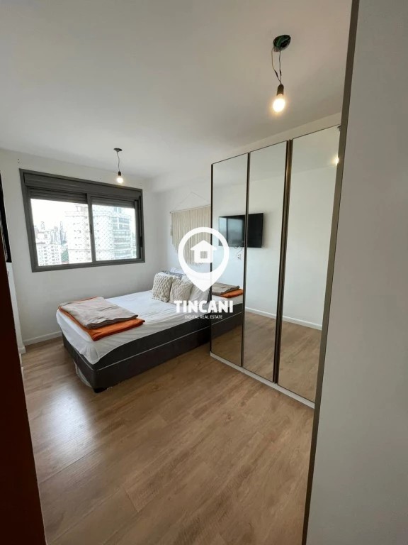 Apartamento para alugar com 2 quartos, 68m² - Foto 17
