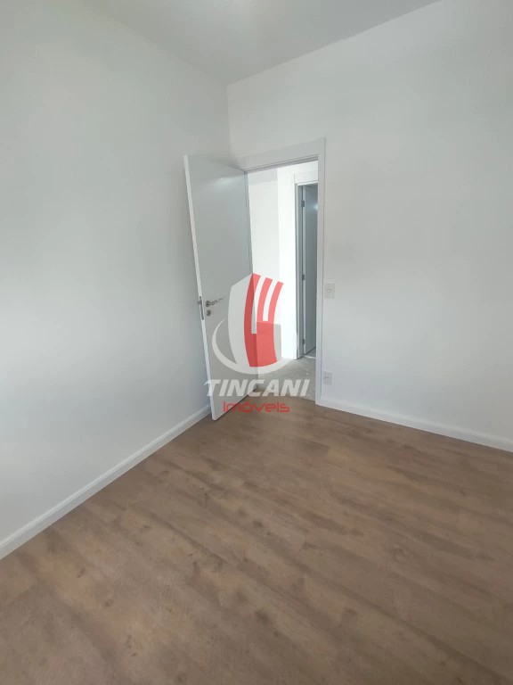 Apartamento à venda com 2 quartos, 68m² - Foto 9