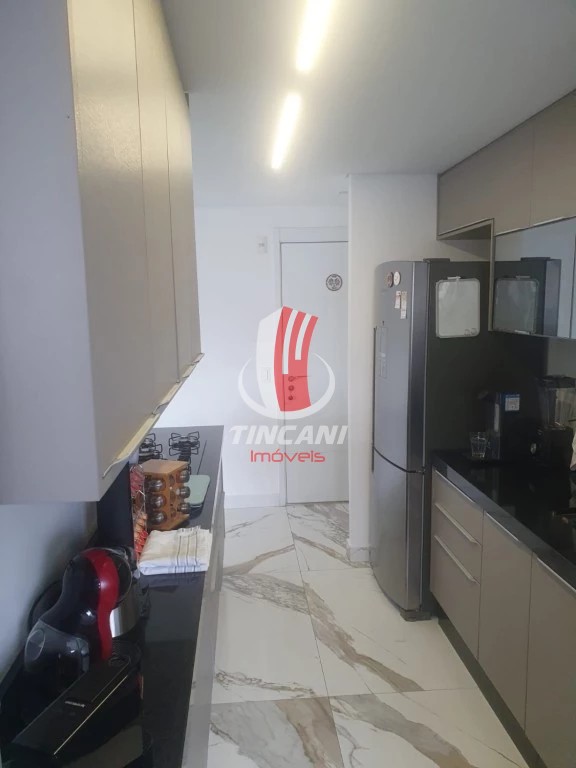 Apartamento à venda com 3 quartos, 115m² - Foto 11