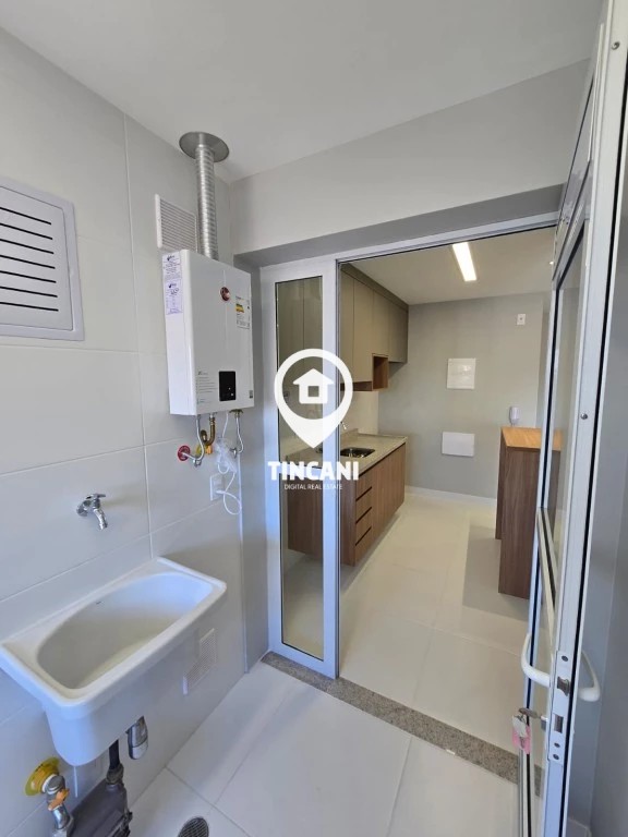 Apartamento para alugar com 2 quartos, 80m² - Foto 12